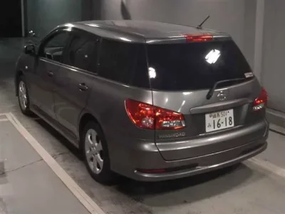 Nissan WINGROAD  с аукциона в Японии