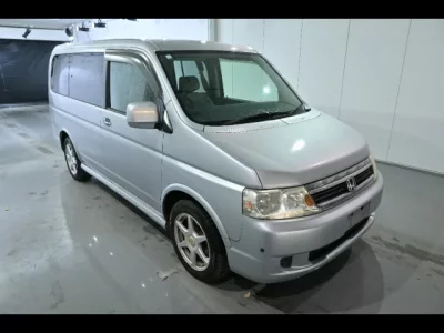 Honda STEP WAGON  с аукциона в Японии