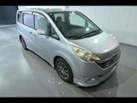 Honda STEP WAGON лот № 29046 оценка R  с аукциона в Японии 1