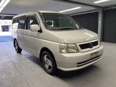 Honda STEP WAGON  с аукциона в Японии