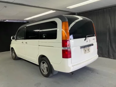 Honda STEP WAGON  с аукциона в Японии