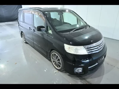 Nissan SERENA  с аукциона в Японии