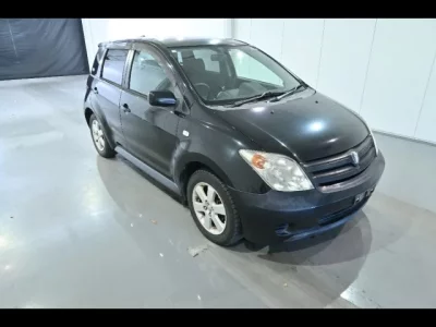 Toyota IST  с аукциона в Японии