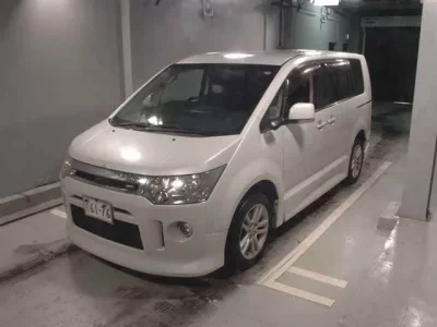 Mitsubishi DELICA D5