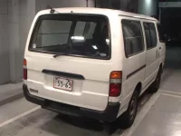 Toyota HIACE VAN лот № 4532 оценка R  с аукциона в Японии 4