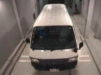 Toyota HIACE VAN лот № 4532 оценка R  с аукциона в Японии 5