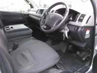 Toyota REGIUS ACE VAN лот № 4520 оценка R  с аукциона в Японии 2