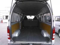 Toyota REGIUS ACE VAN лот № 4520 оценка R  с аукциона в Японии 8