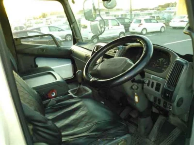 Mitsubishi FUSO FIGHTER