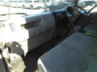 Toyota DYNA лот № 4028 оценка 3.5  с аукциона в Японии 5