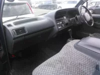 Toyota HIACE VAN лот № 4060 оценка 3  с аукциона в Японии 7