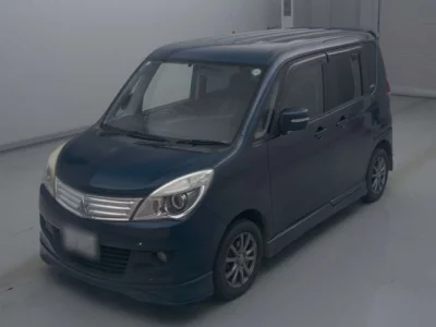 Mitsubishi DELICA D2