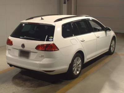 Volkswagen GOLF VARIANT