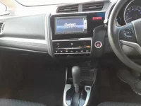 Honda FIT лот № 10031 оценка 3.5  с аукциона в Японии 8