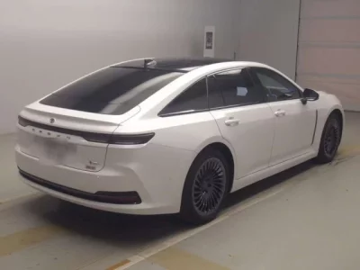 Toyota CROWN  с аукциона в Японии