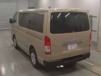 Toyota HIACE VAN лот № 33028 оценка S  с аукциона в Японии 5