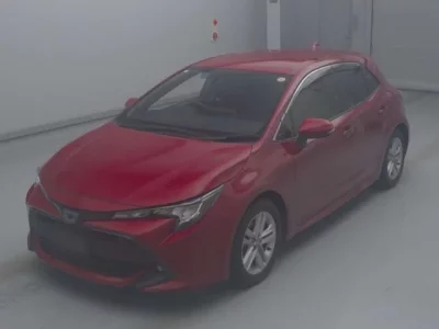 Toyota COROLLA SPORT  с аукциона в Японии