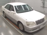 Toyota CROWN лот № 10050 оценка 3  с аукциона в Японии 4