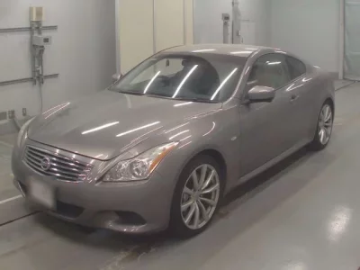 Nissan SKYLINE  с аукциона в Японии