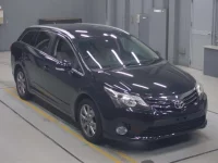 Toyota AVENSIS WAGON лот № 70049 оценка 3.5  с аукциона в Японии 4