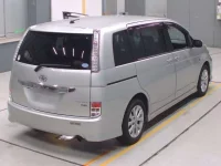 Toyota ISIS лот № 70054 оценка 3.5  с аукциона в Японии 1