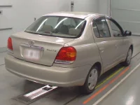 Toyota PLATZ лот № 10061 оценка 3  с аукциона в Японии 1