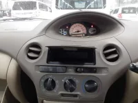 Toyota PLATZ лот № 10061 оценка 3  с аукциона в Японии 8