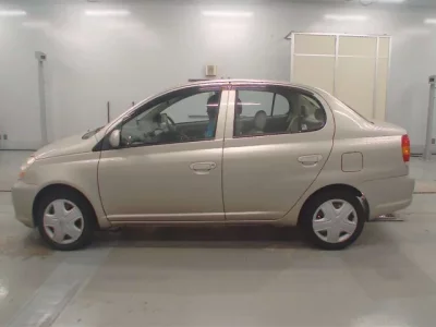 Toyota PLATZ  с аукциона в Японии