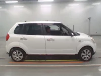 Mazda VERISA лот № 10063 оценка 3.5  с аукциона в Японии 2