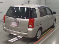 Toyota RAUM лот № 10068 оценка 3.5  с аукциона в Японии 1