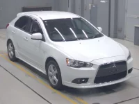 Mitsubishi GALANT FORTIS лот № 70061 оценка 4  с аукциона в Японии 3