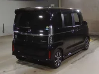 Honda N BOX лот № 3056 оценка 4  с аукциона в Японии 1