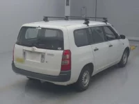 Toyota SUCCEED лот № 4190 оценка RA  с аукциона в Японии 1