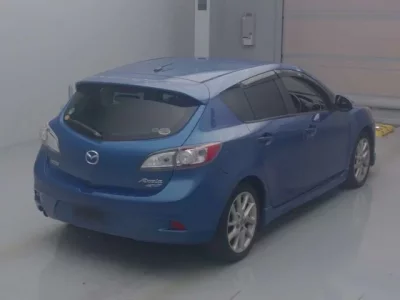 Mazda AXELA  с аукциона в Японии