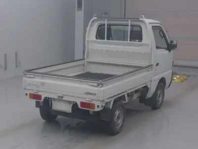 Suzuki CARRY TRUCK  с аукциона в Японии