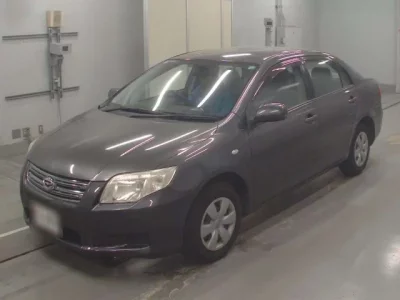 Toyota COROLLA AXIO  с аукциона в Японии