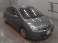 Toyota PRIUS лот № 10143 оценка 3  с аукциона в Японии 4
