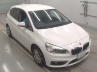 BMW 2-Series лот № 10165 оценка 4  с аукциона в Японии 4