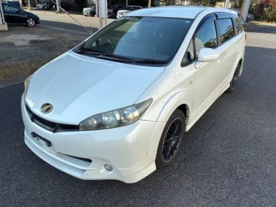Toyota WISH  с аукциона в Японии