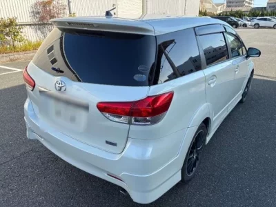 Toyota WISH  с аукциона в Японии