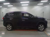 Toyota RAV4 лот № 33118 оценка RA  с аукциона в Японии 2