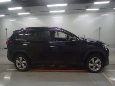 Toyota RAV4  с аукциона в Японии