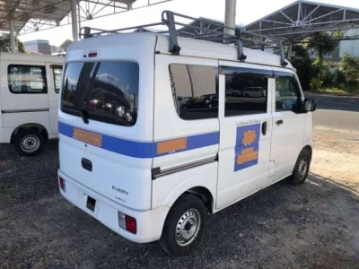 Suzuki EVERY  с аукциона в Японии