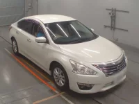 Nissan TEANA лот № 33129 оценка 4  с аукциона в Японии 4