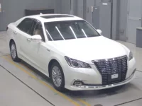 Toyota CROWN лот № 30009 оценка R  с аукциона в Японии 4
