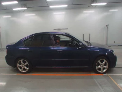 Subaru LEGACY B4