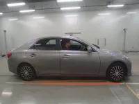 Toyota MARK X лот № 10239 оценка 3  с аукциона в Японии 2