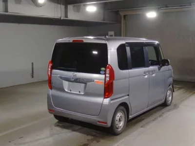 Honda N BOX  с аукциона в Японии