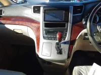 Toyota ALPHARD лот № 30028 оценка 3.5  с аукциона в Японии 8