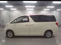 Toyota ALPHARD лот № 30028 оценка 3.5  с аукциона в Японии 3